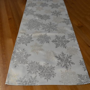 Chemin de table, flocons de neige