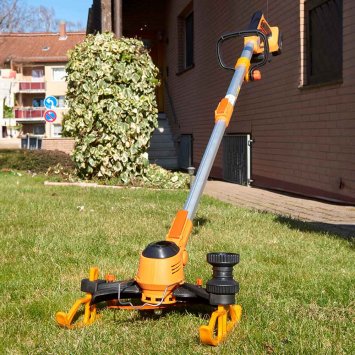 Coupe-gazon sans fil avec patins de guidage