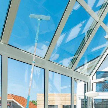 Lave-vitre télescopique