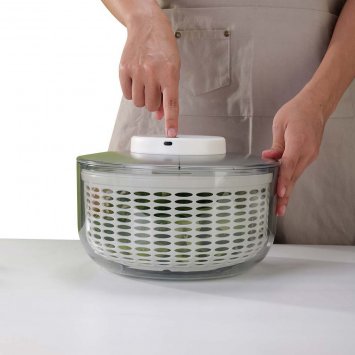 Essoreuse à salade électrique