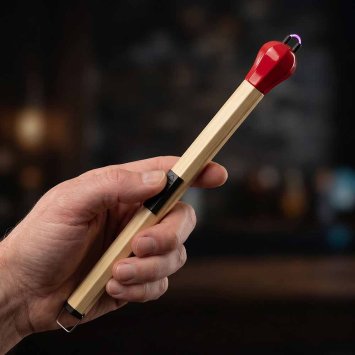 Briquet géant en forme d'allumette