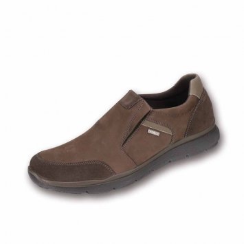 Chaussures confort à membrane climatisante