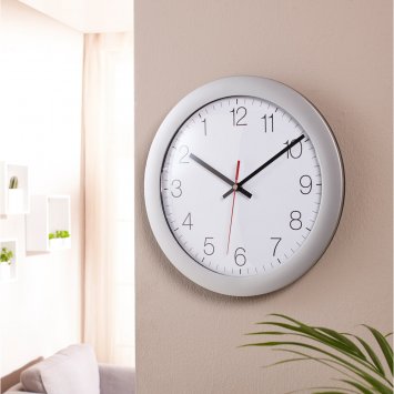 Horloge murale inversée