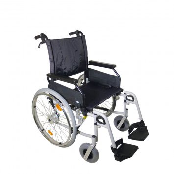 Fauteuil roulant Rotec avec frein à tambour