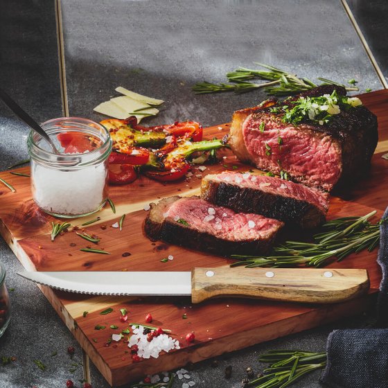 Jeu de couteaux à steak  "haute cuisine" 