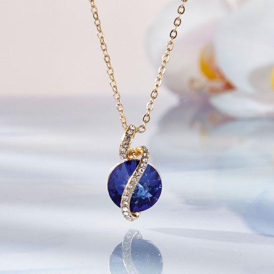 Collier avec pendentif "Ozeania"
