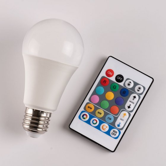 Ampoule LED à changement de couleur 