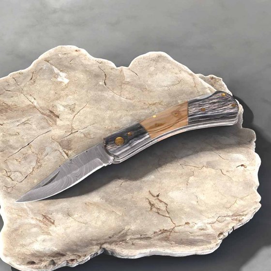 Couteau de poche damassé 