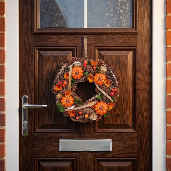 Couronne d'automne pour la porte 