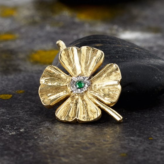 Pendentif feuille de trèfle avec émeraude