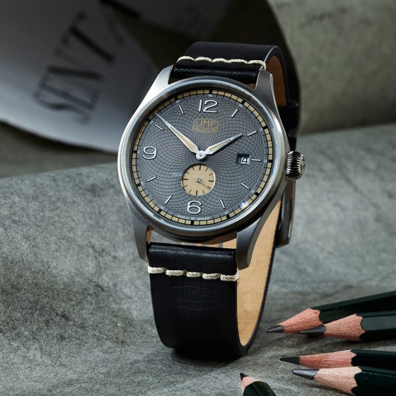 Montre titane UMF Ruhla 