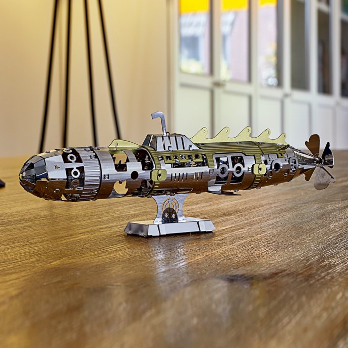 Maquette métal du sous-marin Nautilus