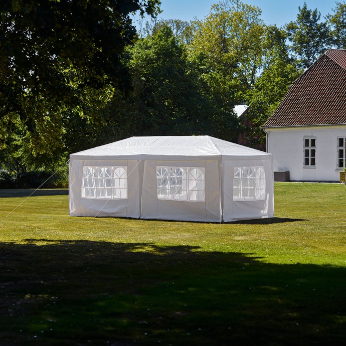 Pavillon de fête 3 x 6 mètres