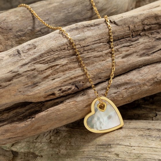 Collier avec cœur en nacre 