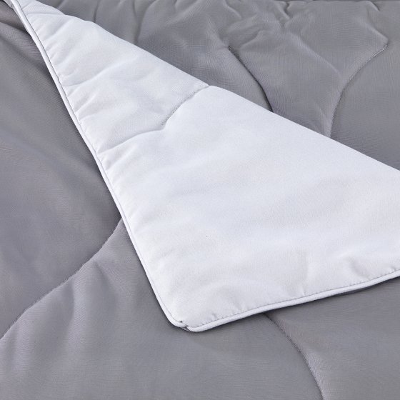 Couette d'été à effet rafraîchissant 