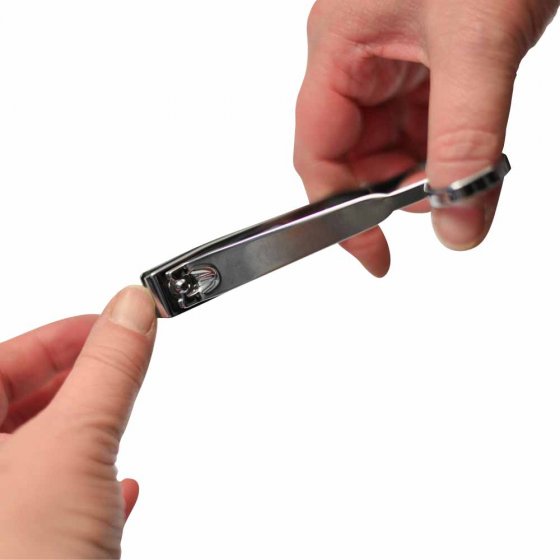 Coupe-ongles avec anneaux de préhension