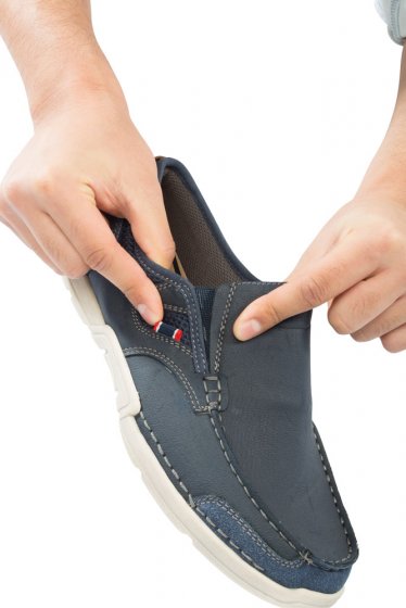 Mocassins stretch