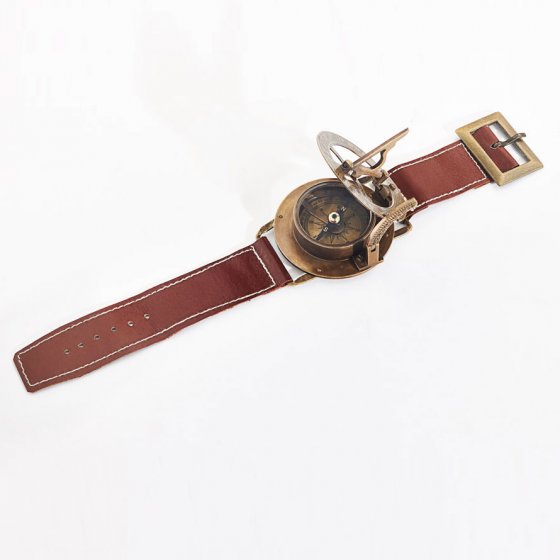 Montre cadran solaire avec boussole