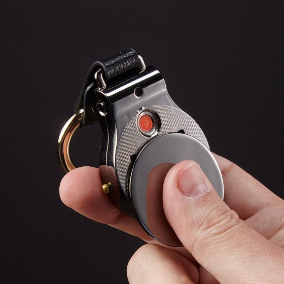 Montre de poche avec briquet tempête