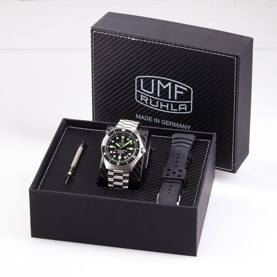 Montre de nageur de combat de la NVA 
