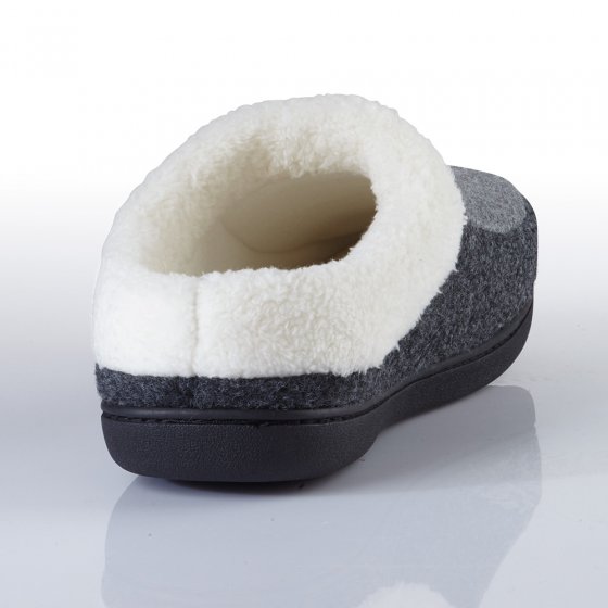 Pantoufles avec semelle à mémoire de forme 