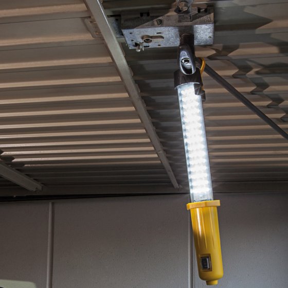 Lampe multifonctions rechargeable à LED 