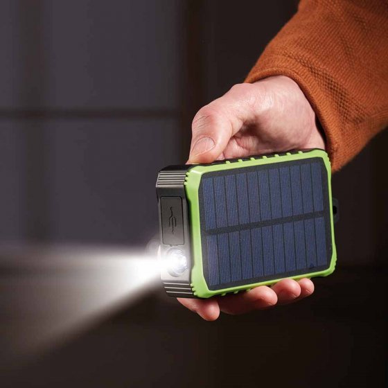 Chargeur à manivelle et solaire 