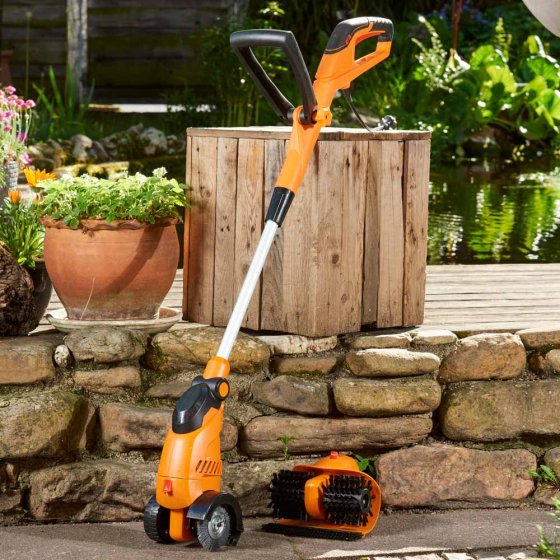 Nettoyeur de sol avec brosses interchangeables 