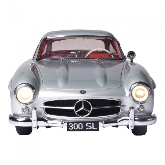 Modélisme. Mercedes 300SL 
