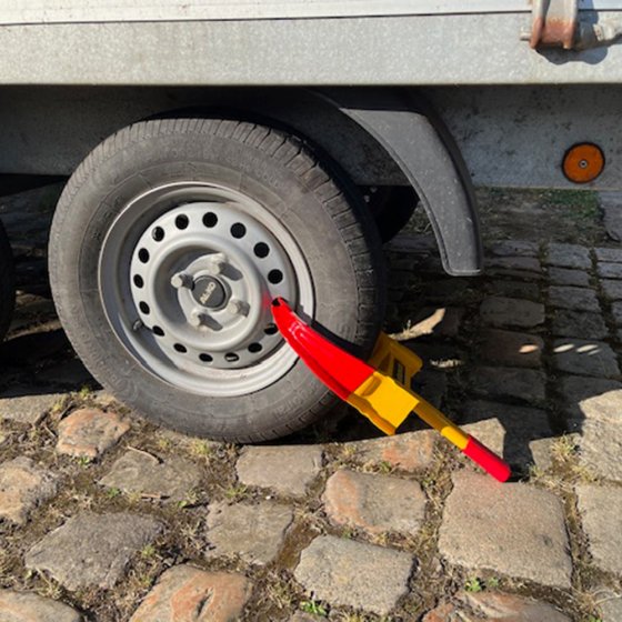 Griffes de stationnement réglables 