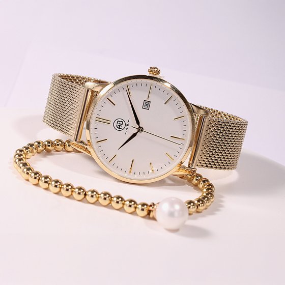 Montre pour femme avec perles 