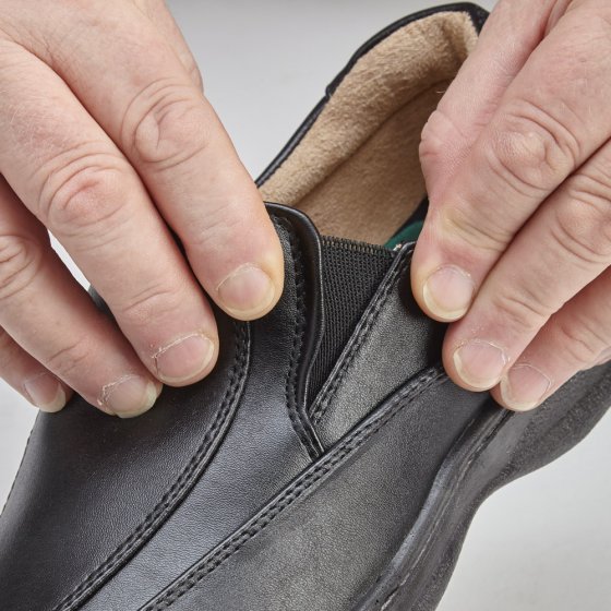 Chaussures confort à patte auto-agrippante et Confort sans lacet 