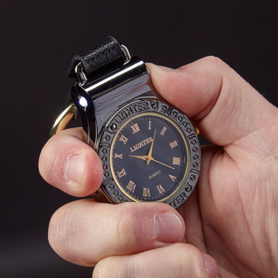 Montre de poche avec briquet tempête 