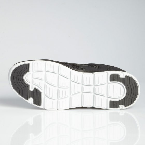 Chaussures ultra légères à patte auto-agrippante