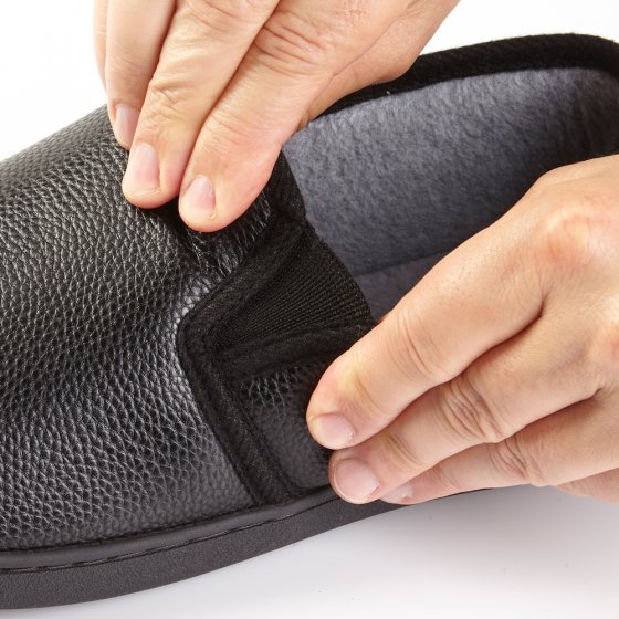 Chaussons avec semelle à mémoire de forme