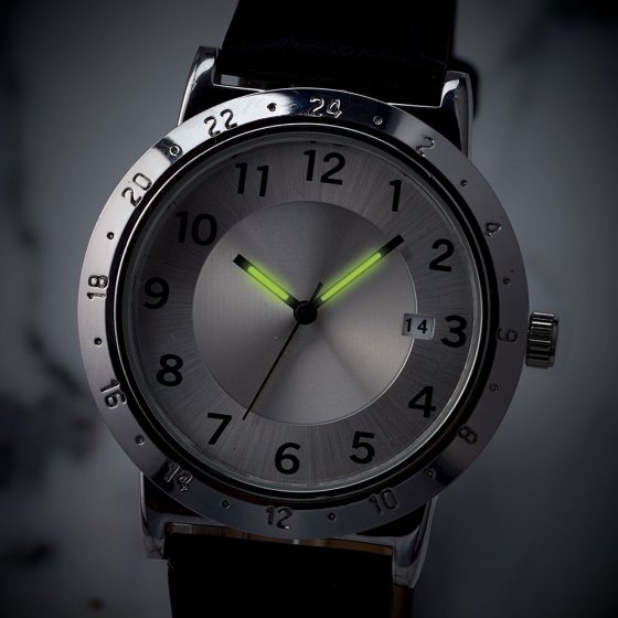 VOTRE CADEAU : MONTRE À ANNEAU INTERCHANGEABLE 