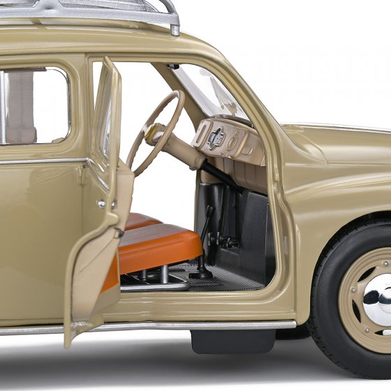 Renault 4CV « Tourterelle » 