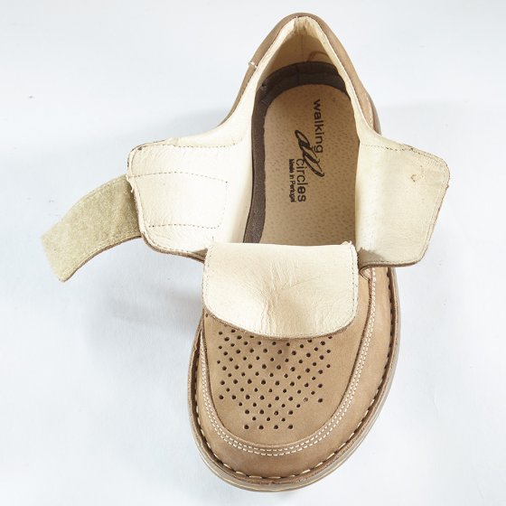 Chaussures scratchées confortables