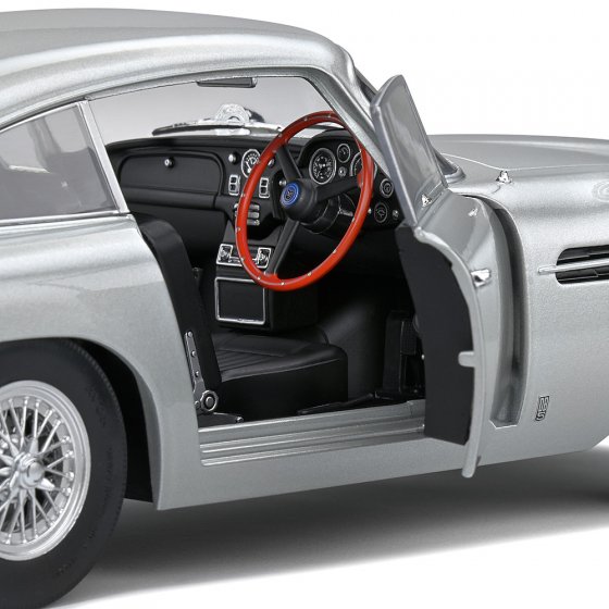 Aston Martin DB5 