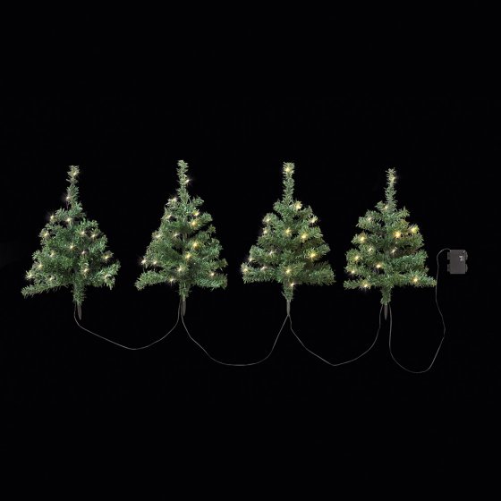 Quatuor de sapins illuminés 