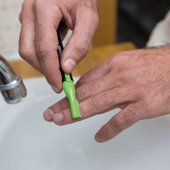 Mini tondeuse de précision