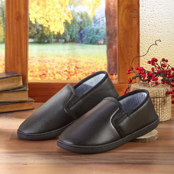 Chaussons avec semelle à mémoire de forme 