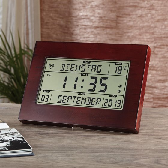Horloge-calendrier radiopilotée
